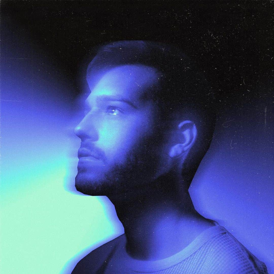 ジェイコブ・ホワイトサイズのインスタグラム：「“God Took a Bow” now available for streaming on everything, the rest of the EP will be here May 15th.. this song makes me feel so many different things at once, it has such a special place in my heart.. please listen with care ⭐️」