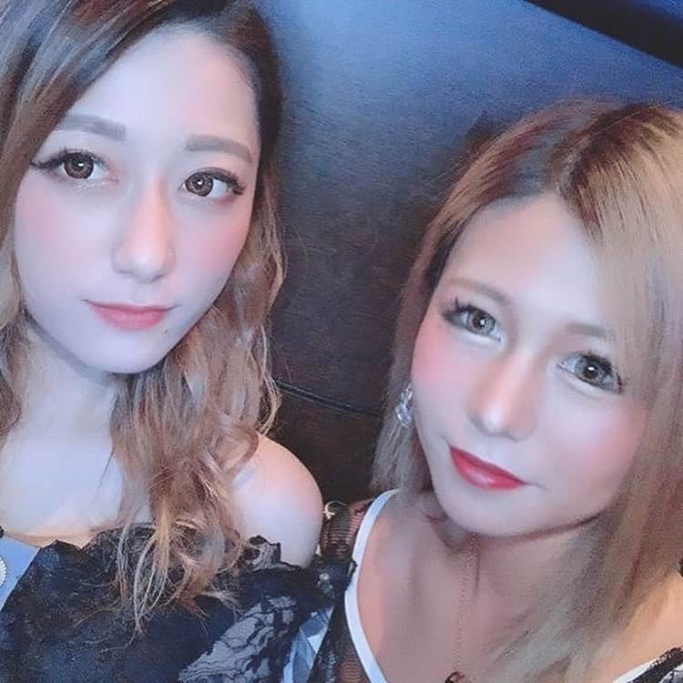 りこぴさんのインスタグラム写真 - (りこぴInstagram)「#国分町 #キャバクラ #キャバ嬢 #女の子 #ギャル #黒肌 #日焼け女子 #ゆーても #小麦肌 #仙台 #りことすーちゃん #YouTube #おっぱい問題 #お酒 #club昊 #あつ森フレンド募集中 #LIVE配信 #キャバ図鑑」4月25日 7時16分 - ashiyan8303