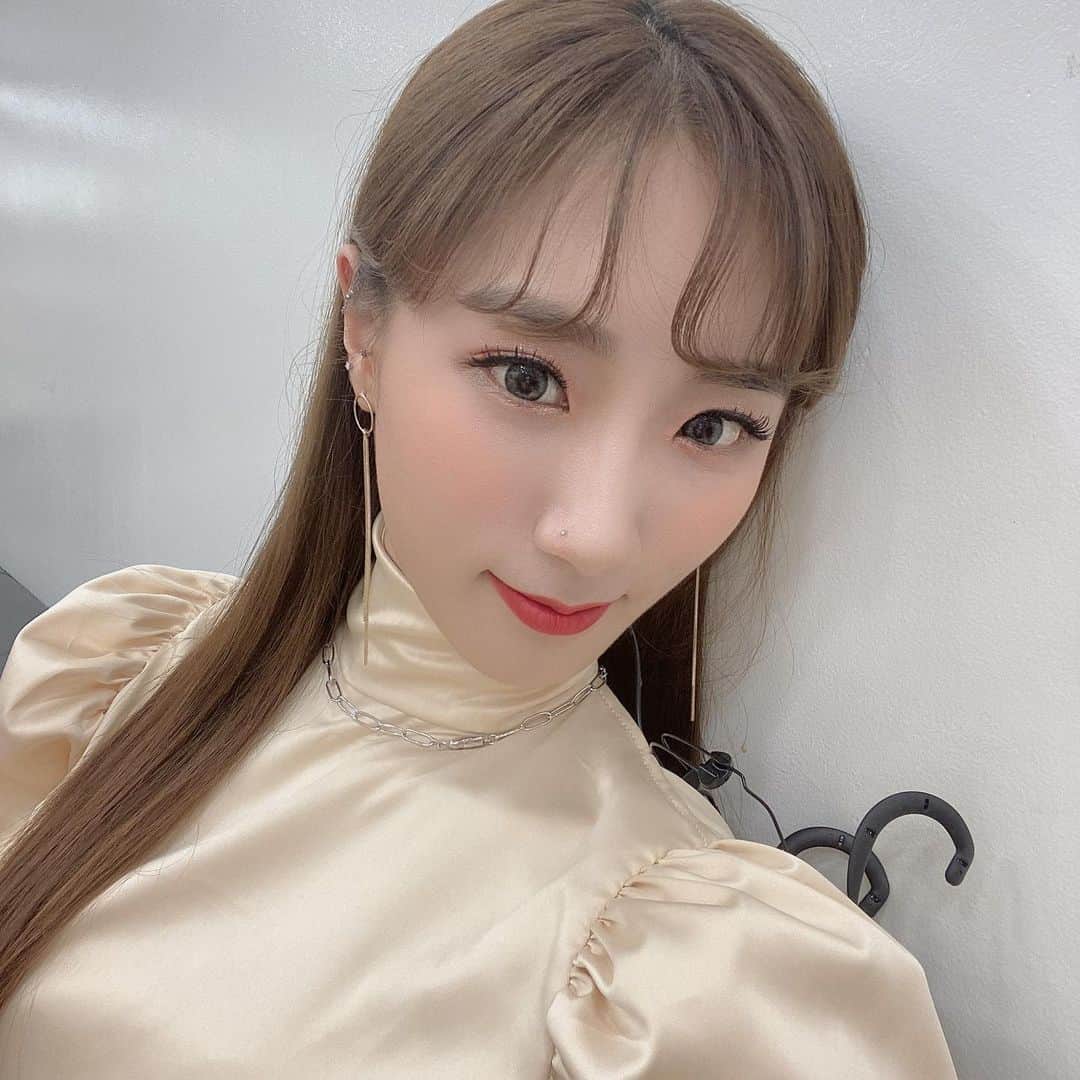 のインスタグラム：「元気ですか?﻿ 会いたいです。 ﻿ お体に気をつけて、早く会いましょうね﻿ ﻿ #K타이거즈제로 #KTIGERSZERO #케이타이거즈제로 #TheStarryNight #ユンジ #윤지 #YunJi」