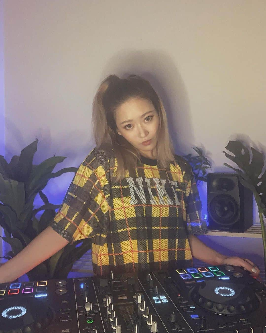 DJ KEIKOさんのインスタグラム写真 - (DJ KEIKOInstagram)「4/25(Sat) 21:00(Japan Time), I'm about to stream my DJing via Instagram. I hope your time spending at your home will be better as much as possible💎 .  今夜4/25(土)21:00でDJインスタライブします。 自宅で過ごす時間が少しでも楽しくなったら嬉しいです！ よろしくお願いします💎 .  #stayhome」4月25日 10時02分 - djkeikojp