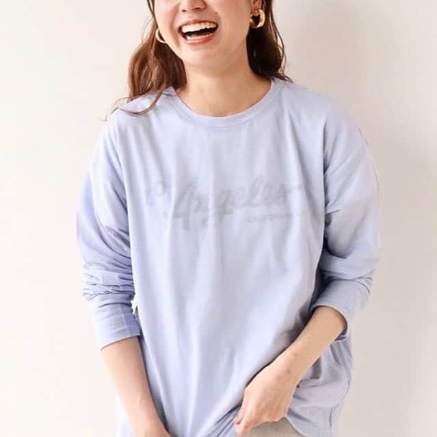 トライセクトさんのインスタグラム写真 - (トライセクトInstagram)「【journalstandard relume】 ﻿ ﻿ ﻿ ＼ Pick up items ／﻿ ﻿ ﻿ #シアーTEE﻿ ﻿ 程よく透け感があるカットソーのトップスです。薄手なのでこれからの季節に大活躍しそうな１枚🌷﻿ ﻿ ﻿ キャミやデザインストラップトップスなどのインナーを合わせたり、ロゴトップスを合わせれば、今年らしいトレンドなレイヤードスタイルが叶います！﻿ ﻿ ﻿ お値段もお手頃なので、10%OFF期間にぜひGETしたいアイテムです✨﻿ ﻿ ﻿ Co/Ny シアーTシャツ﻿ ¥5,500+tax﻿ No.20070462506010﻿ ﻿ ﻿ 《information》﻿ 10%OFF Campaign＆TIME SALE﻿ 開催中🌼﻿ ﻿ ▪︎10%OFF campaign﻿ BAYCREW'S STORE﻿ 4/15(水) 12:00 ～ 5/6(水) 23:59﻿ ﻿ 店舗﻿ 4/15(水)～5/6(水)﻿ ﻿ ▪︎TIME SALE﻿ 4/23(木) 12:00 ～ 4/27(月) 12:59﻿ ﻿ ﻿ ﻿ 気になるあのアイテムも、お買い得にお買い求めいただけるチャンス！﻿ この期間にぜひBAYCREW'S STOREでのお買い物を楽しんでください☺﻿ ﻿ ﻿ ﻿ #レリューム﻿ #ベイクルーズ﻿ #トップス﻿」4月25日 21時40分 - baycrews