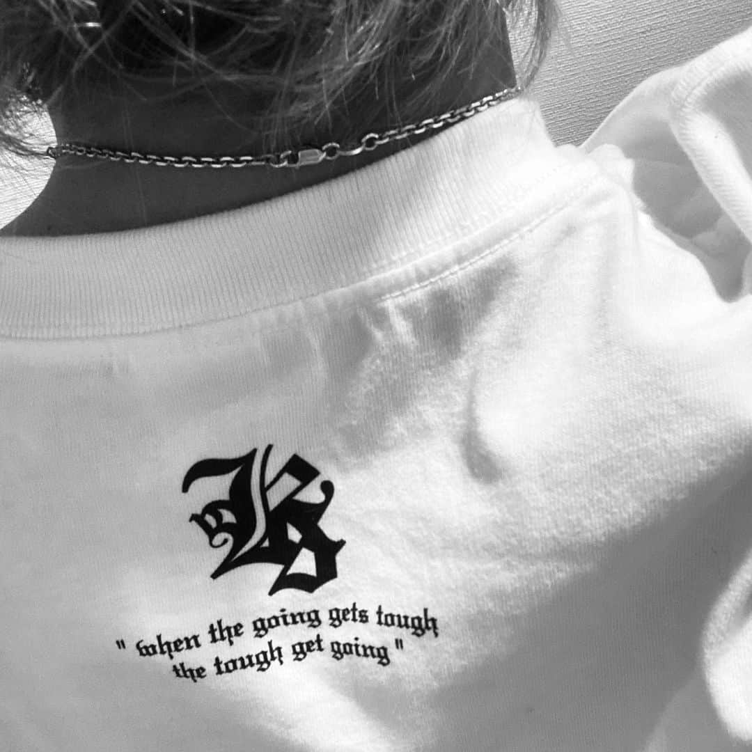 佐々木和也さんのインスタグラム写真 - (佐々木和也Instagram)「👕👕👕 オリジナルビックサイズロングTシャツ作ってみた。  #japan #tokyo #SOLIDEMO #KAZUYA #UNCONBENTIONAL #グッズとかじゃなくてただの趣味　#オリジナルtシャツ」4月25日 16時03分 - yuki_sasaki_67