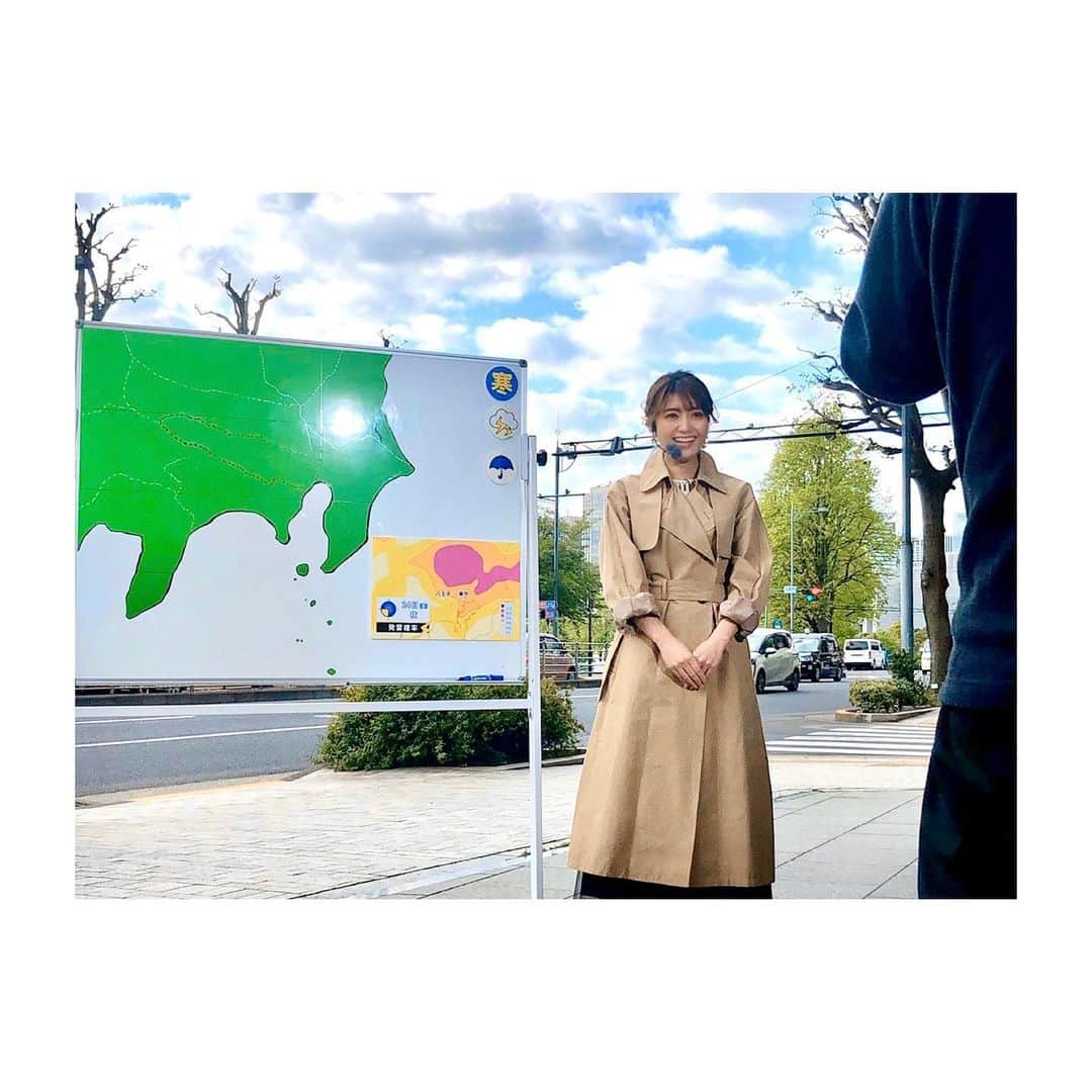 久保井朝美さんのインスタグラム写真 - (久保井朝美Instagram)「☀️ 昨日のお天気コーナー👩‍🏫 ． 絵に描いたような空でした🖼 ． #気象予報士 #久保井朝美 #モネが好き」4月25日 16時16分 - asami_k920