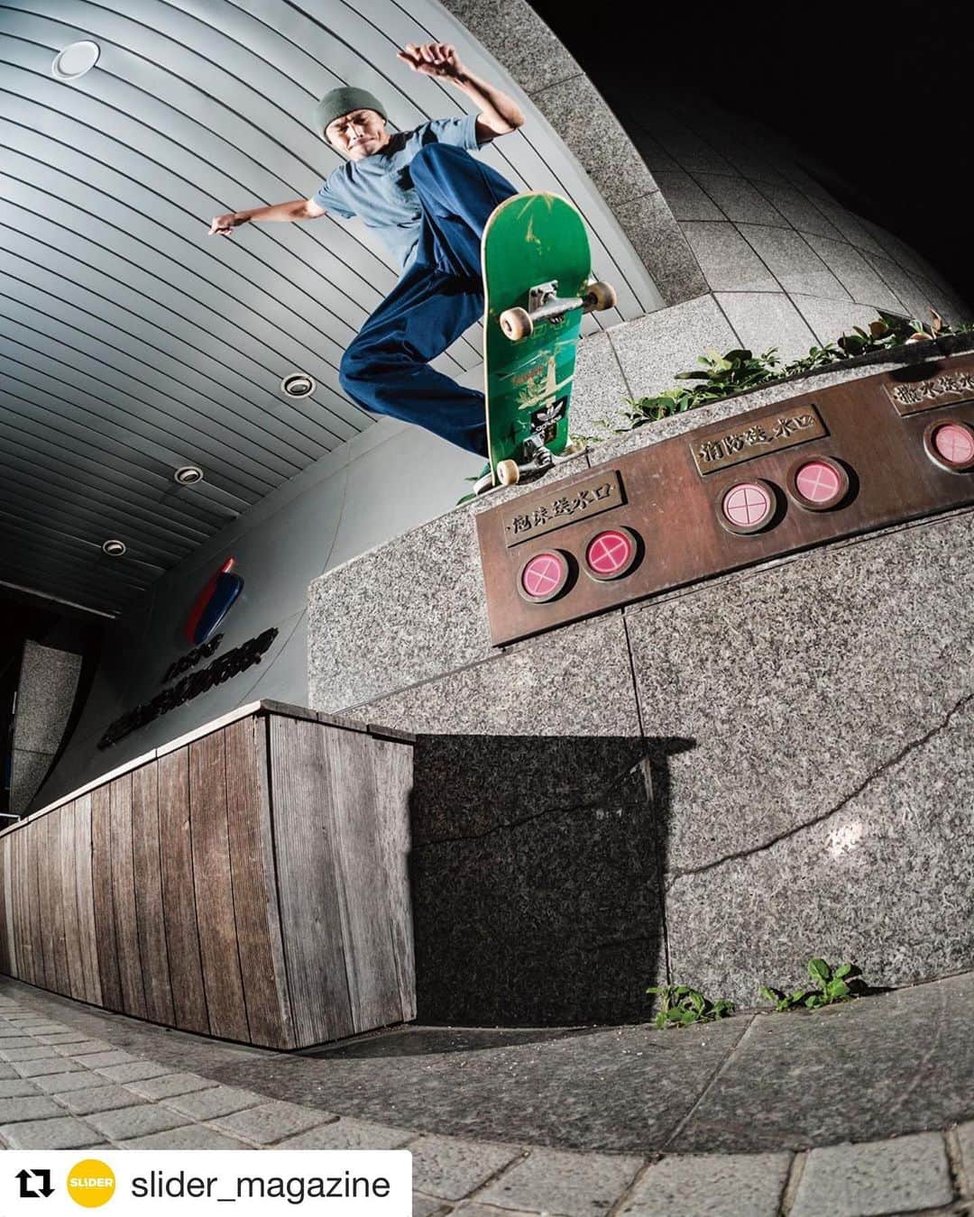 のインスタグラム：「#Repost @slider_magazine ・・・ @hirokimuraoka | Suski Grind | vol.38 | ph : @shinsaku_arakawa #slidermagazine」