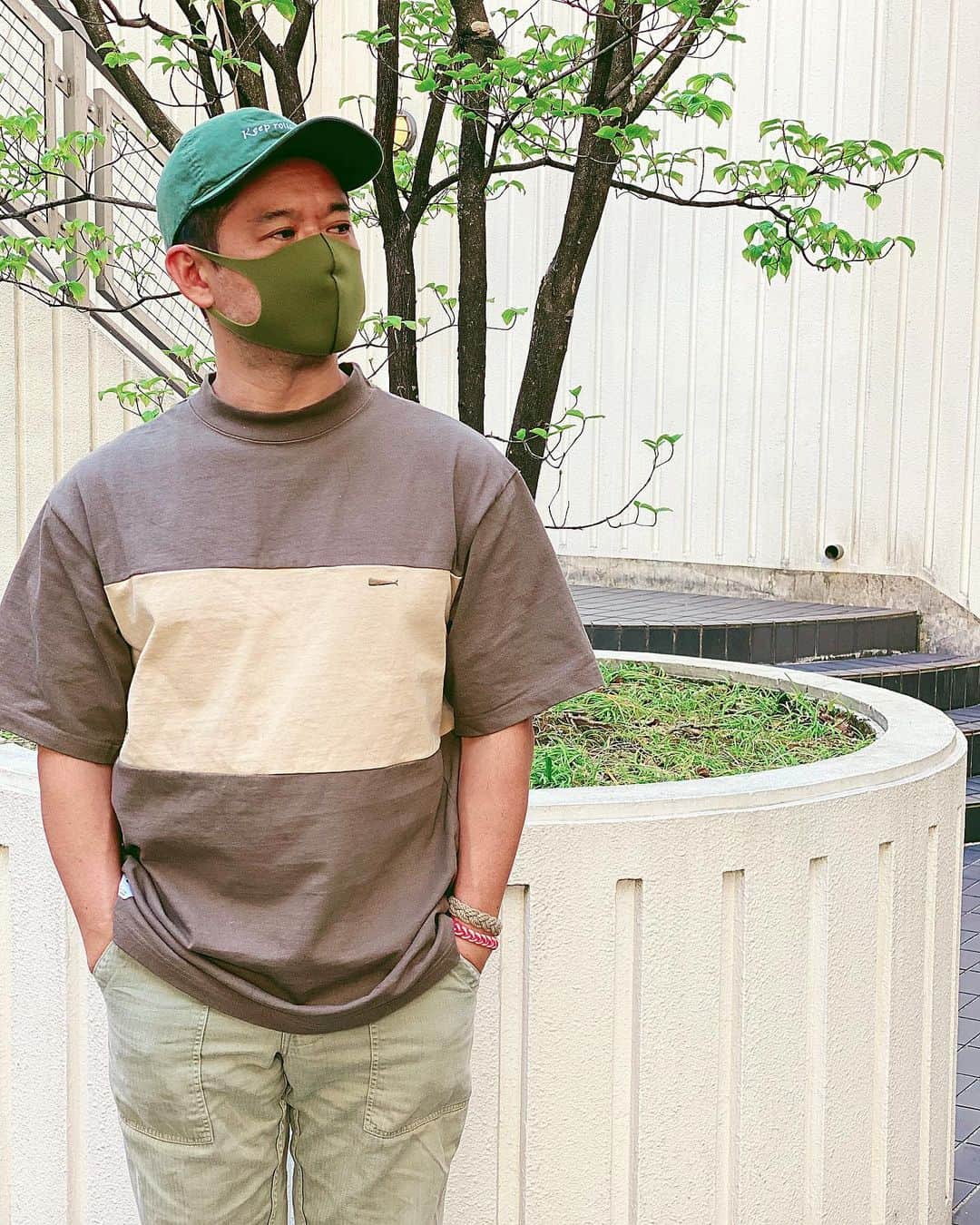 青木大輔のインスタグラム：「本日は Earth Color🌏 なファッション … 最近はクロ率が高いので 久々な感じでチョイ嬉しい … また自然で遊べる日を楽しみに🙏🏽 #earth #nature」