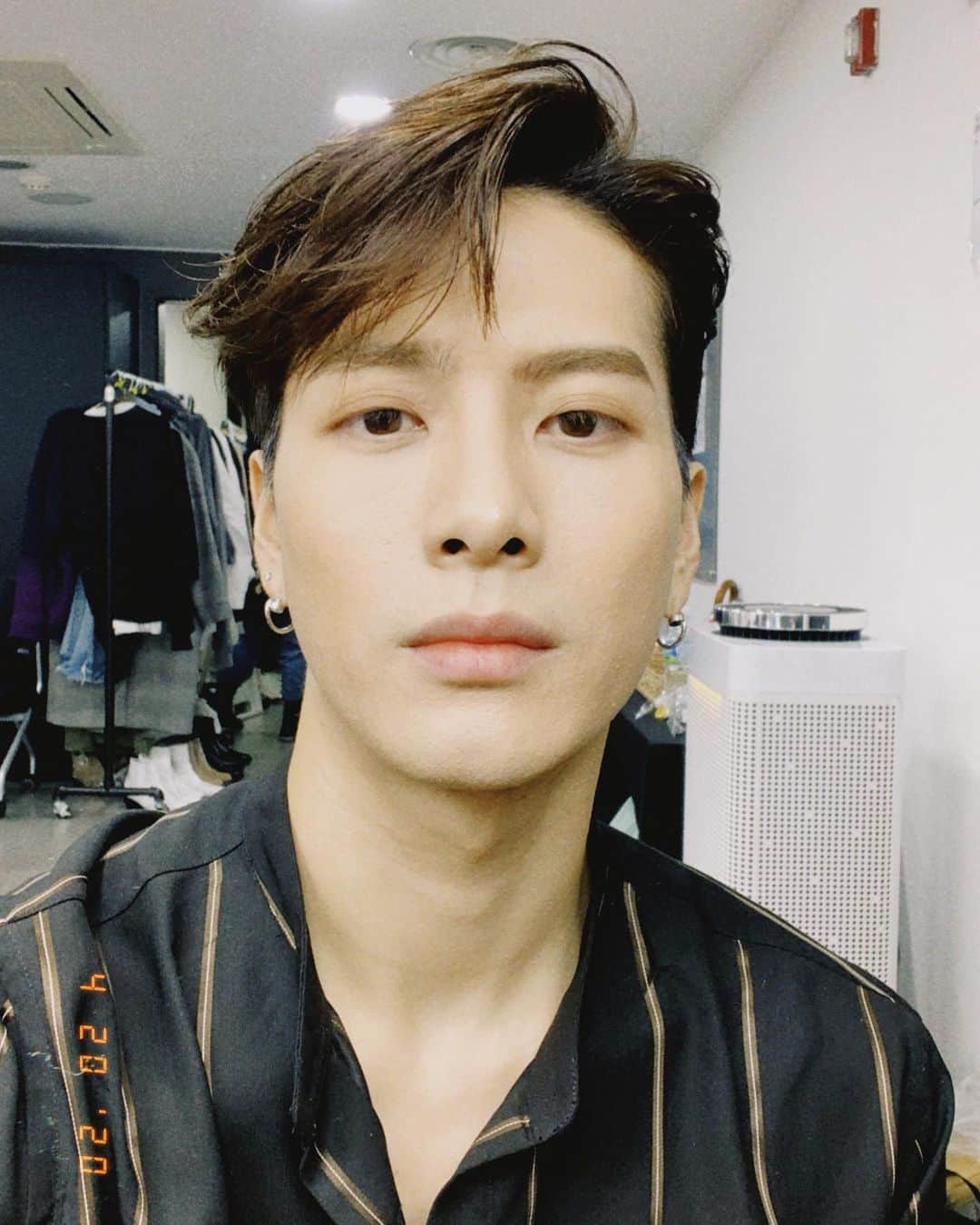 ジャクソンさんのインスタグラム写真 - (ジャクソンInstagram)「🤳🐶🍓」4月25日 18時00分 - jacksonwang852g7