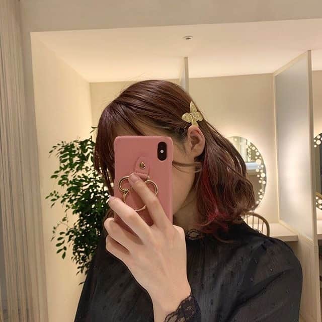RiLiさんのインスタグラム写真 - (RiLiInstagram)「RiLi3周年アニバーサリーウィーク🎉🎉 本日のテーマは #RiLiっぽヘアアレンジ ❗ . フォロワーのみなさまに投稿いただいた素敵な作品たち🌼 たくさんの応募ありがとうございます😭🌷 . ここに載せきれなかったその他の応募写真は 👉 #RiLiっぽヘアアレンジ でCHECK😉 . . 🎁プレゼントキャンペーン🎁 RiLiオリジナルアイテムが15名に当たる😮❗ @rili.tokyo をフォロー＆対象のインスタ投稿に「いいね」するだけ💓 アニバーサリーウィーク開催中（4/20〜4/26）に 公開されたすべての投稿が抽選対象です。 たくさん「いいね」すると当選確率UP✌✨ この投稿も抽選対象なので、 ぜひ「いいね」して応募してね💌 . . Special Thanks💋 Photo by @1437yanyan @mi__sa___ @yun_cafe.0127 @misa_72697 @chamoopy @i.am_umi @nanana_ig @kotone9558 @___y_____n . . ※限定ステッカーの郵送は 5月中旬以降を予定しております💌 後日改めて、当選者にはDMを お送りいたします🍒🍈 . . #rili_3rd #ヘアアレンジ #簡単ヘアアレンジ #紐アレンジ #リボンアレンジ #お団子ヘア #ポニーテールアレンジ #編み込みヘアアレンジ #成人式ヘアアレンジ #結婚式ヘアアレンジ #二次会ヘアアレンジ #ハーフアップ #ラーメンマンヘア #ロングヘア #ミディアムヘア #ショートヘア  #おしゃれさんと繋がりたい #お洒落さんと繋がりたい #ファッション #ootd #홈카페 #홈카페스타그램 #옷스타그램 ##페션스타그램」4月25日 18時01分 - rili.tokyo
