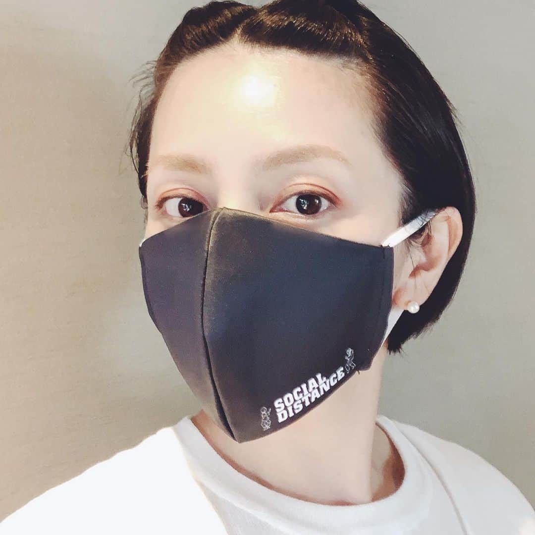 奥菜恵さんのインスタグラム写真 - (奥菜恵Instagram)「微力ながら私もこちらのプロジェクトに賛同します😊 MEGUMI @megumi1818 さんが、地元岡山のマスクブランド @joki_mask_japan さんとタッグを組んでマスクを製作。 こちらの収益の全てが、全国のミニシアターに寄付されます。(販売受付は5／23まで) よろしくお願いします🙇🏻‍♀️ マスクの購入はこちらから @joki_mask_japan  #Cheerupthetheater #映画館を元気に」5月10日 16時08分 - megumi_okina