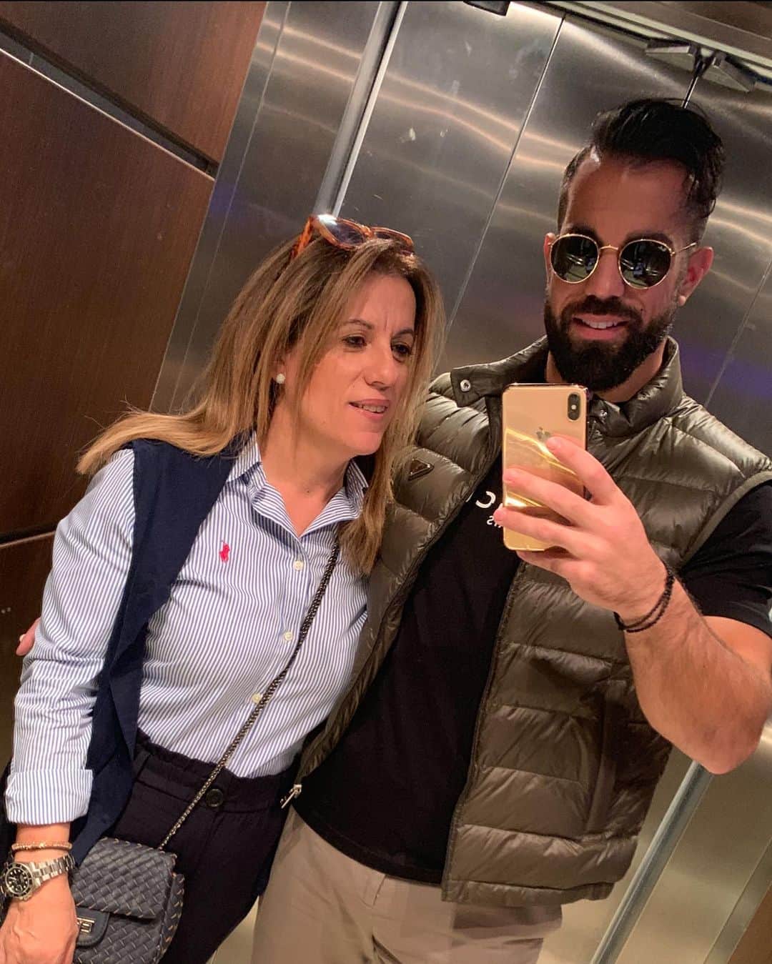 コスタス・ランプルーのインスタグラム：「Happy Mother’s Day Mom !!! Χρόνια πολλά Μαμά !!! Love you ❤️」