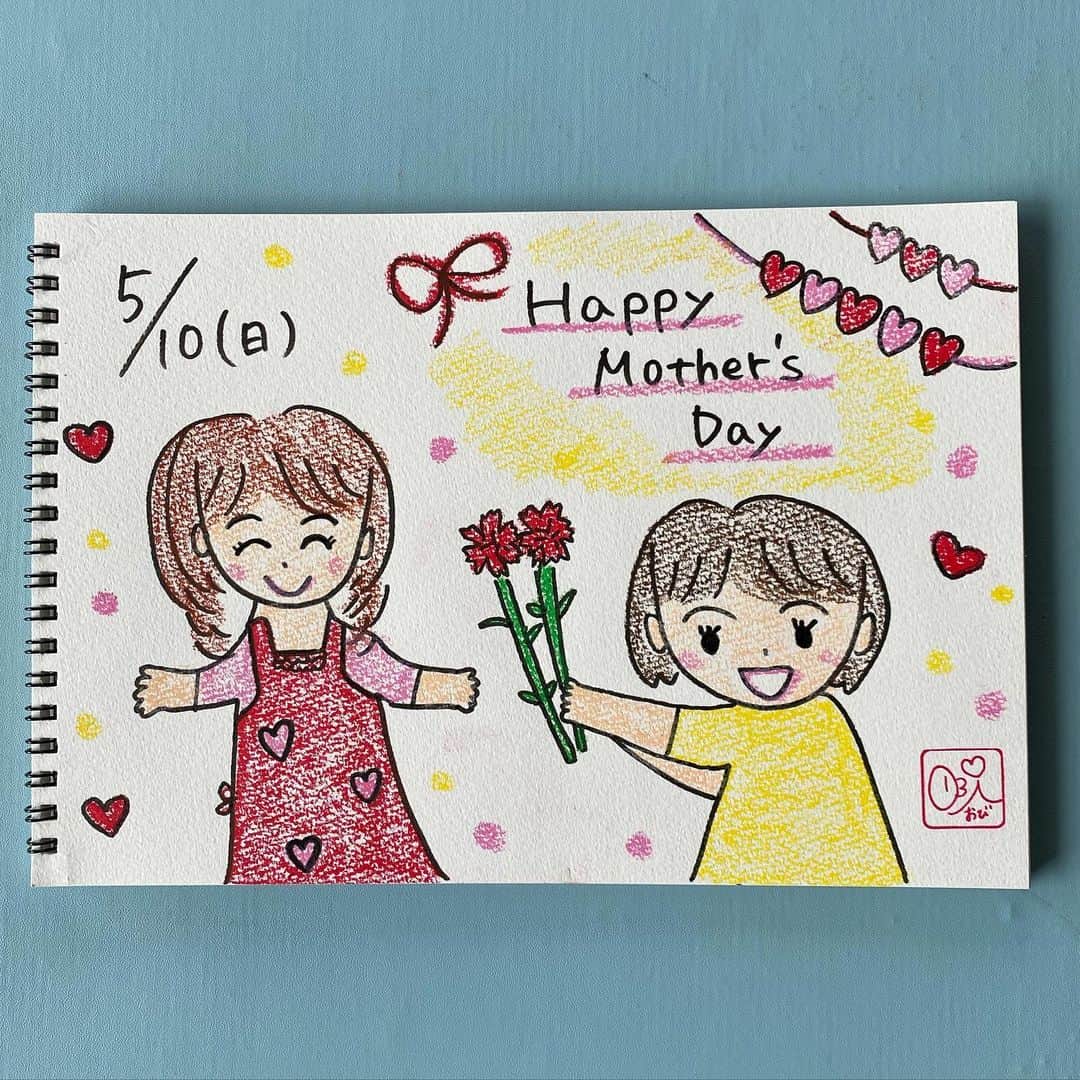 小尾渚沙さんのインスタグラム写真 - (小尾渚沙Instagram)「Happy Mother's Day❣️ . 私の5倍テンションが高く、 私の5倍女子力が高く、 私の5倍ビールを飲む母♡笑 . パワフルすぎる母。 いつもありがとう♡♡ . . #母の日 #親友のような母 #母 #母も #ビール党 #ビール親子  #ビール大好き家族 #母娘 #beer  #小尾ールタイム #女子力 #パワフル #mothersday  #母の日プレゼント #母の日ギフト #カーネーション  #フリーアナウンサー #おびスケッチ @obi_sketch  #小尾渚沙」5月10日 11時50分 - obi_nagisa