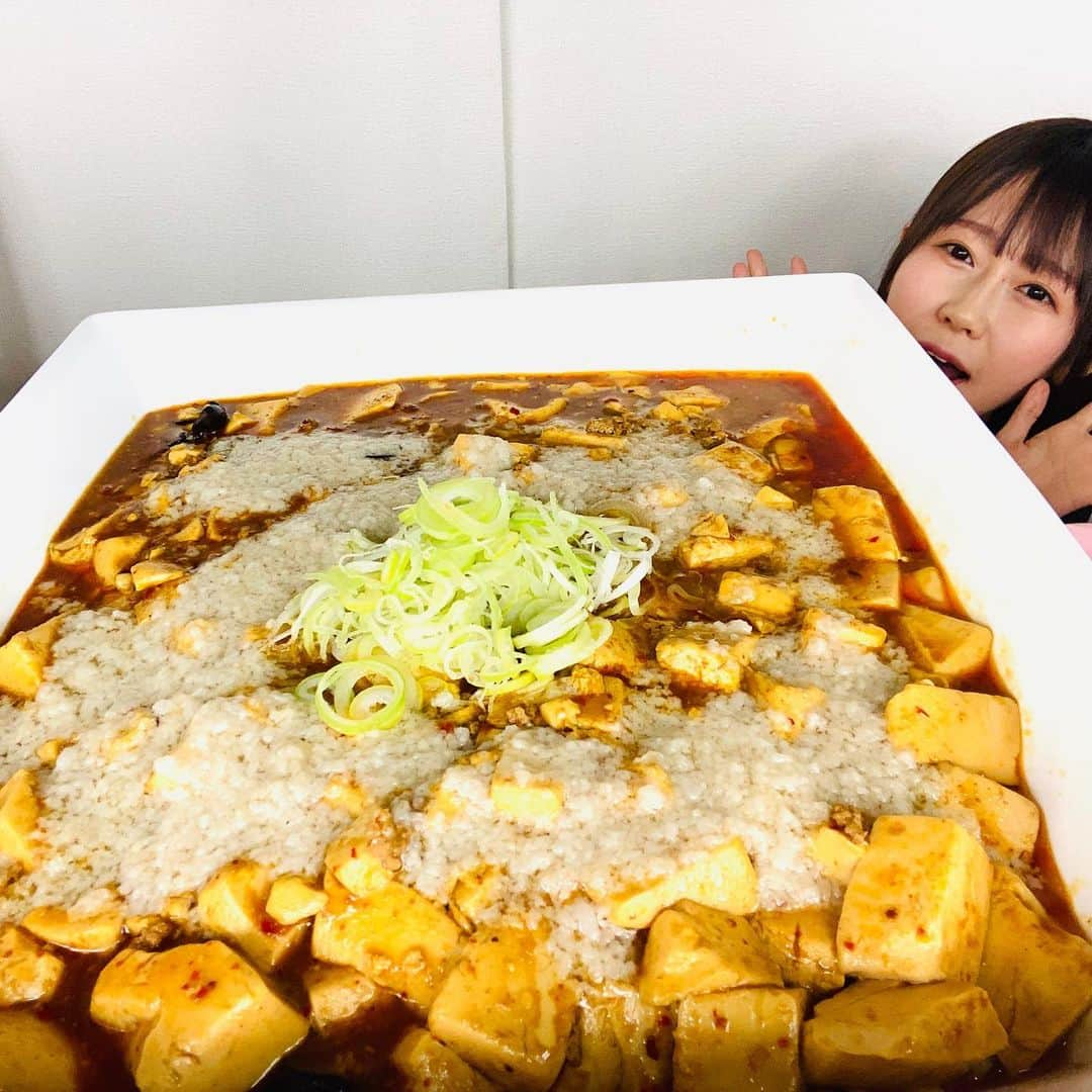 おごせ綾さんのインスタグラム写真 - (おごせ綾Instagram)「麺屋かずをさんの汁無し背脂マーボー麺✨ 濃厚な麻婆に背脂のコクと旨味が最強❤️ #ラーメン#麺屋かずを#新潟#背脂#汁無し背脂マーボー麺#麻婆麺#麻婆豆腐#汁無し#テイクアウト##こってり#濃厚#新潟#フードファイター#飯テロ#ラーメンパトロール#フードファイターおごせ綾#ramennoodlesforlife #ふーどすたぐらむ #foodstagram #gourmet#yummymummies#yummy#gourmet#delicious #グルメ#グルメ好きな人と繋がりたい #ごはん #めしすたぐらむ #foodphotography #foodporn #foodie」5月10日 11時59分 - ogose0123