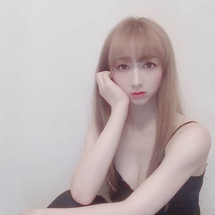 のインスタグラム：「#stayathome #stayhome」