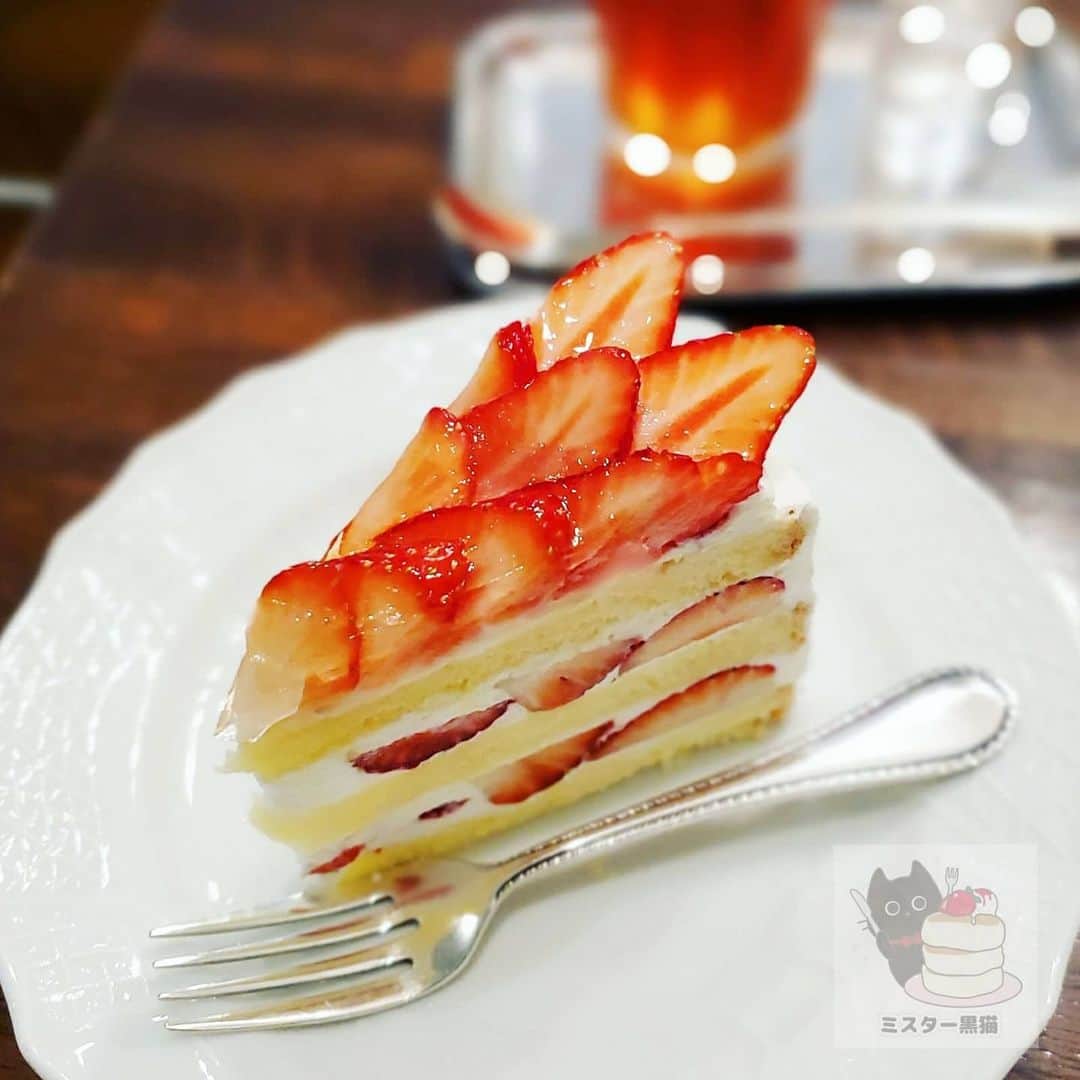 ミスター黒猫（黒猫仙人）のグルメインスタ