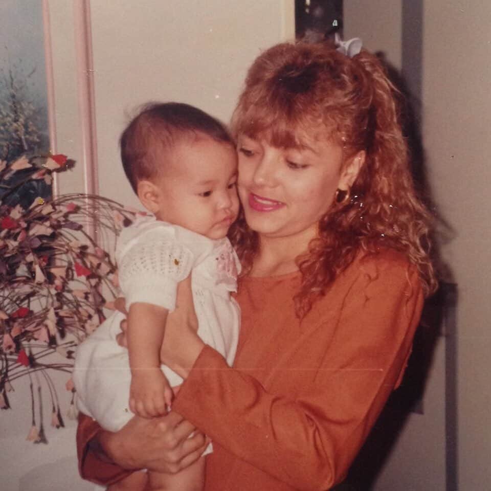 大橋リナのインスタグラム：「#happymothersday 🌹  feliz dia de las Madres！  Te quiero mucho😘」