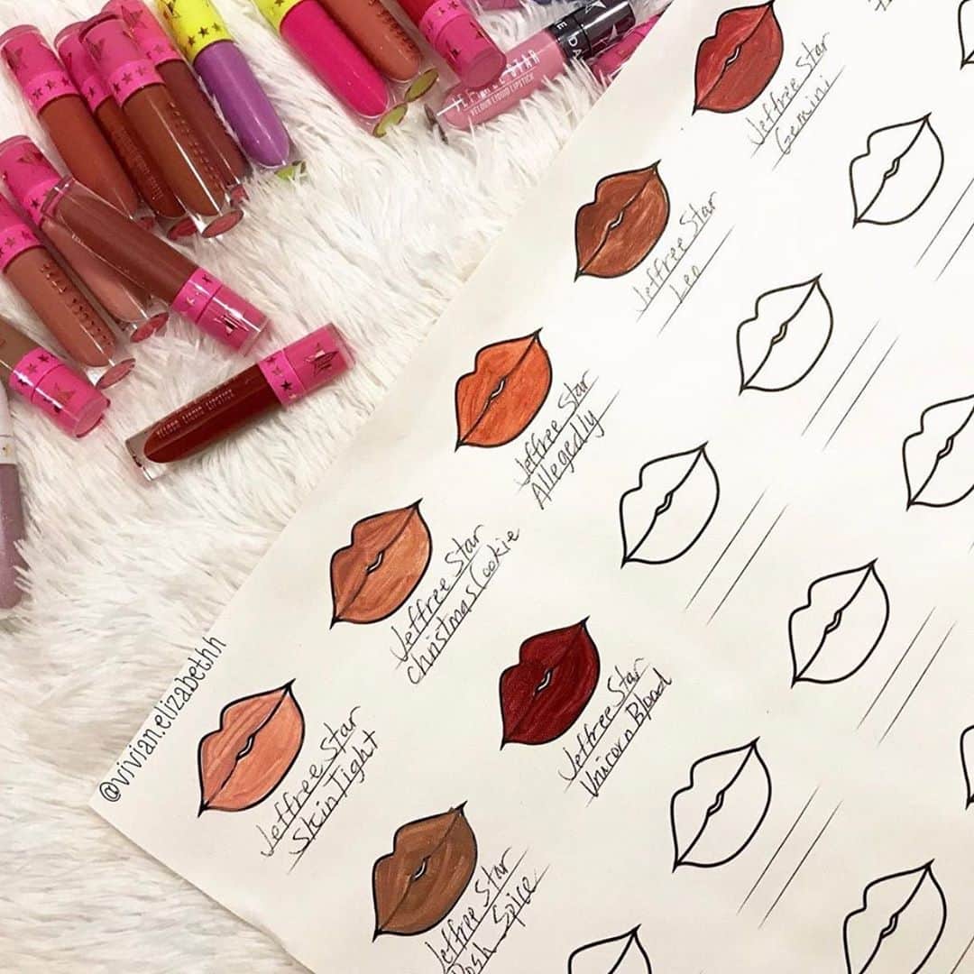 Jeffree Star Cosmeticsさんのインスタグラム写真 - (Jeffree Star CosmeticsInstagram)「A makeup lovers dream coloring book 🙌🏼 @vivian.elizabethh swatches some of our most loved #velourliquidlipstick 💖 #jeffreestarcosmetics」4月26日 0時00分 - jeffreestarcosmetics