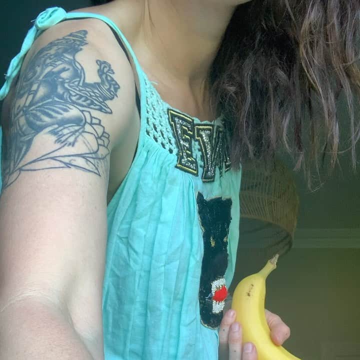 レナ・ヘディのインスタグラム：「🍌Upgrade」