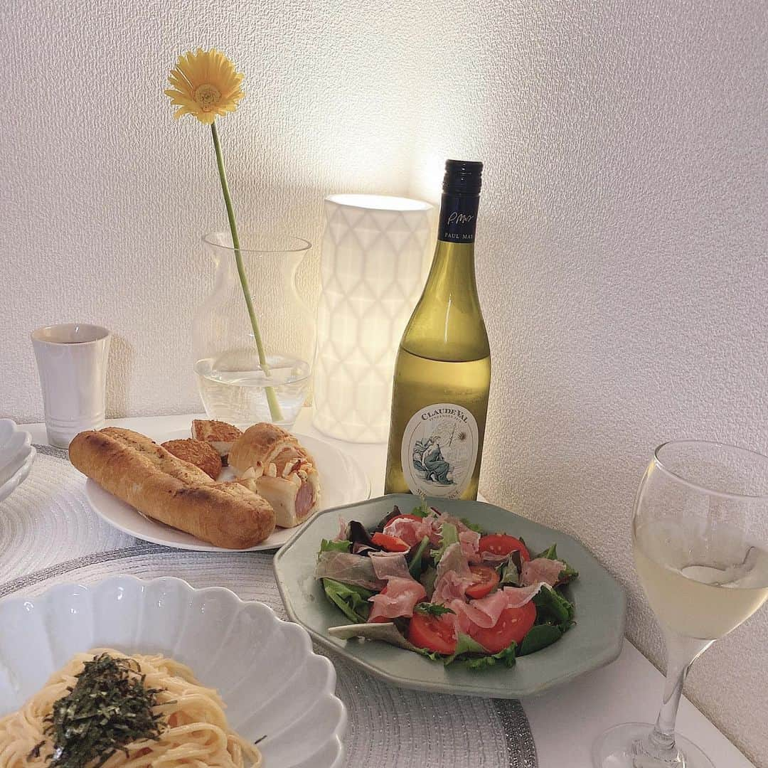 筒井愛実さんのインスタグラム写真 - (筒井愛実Instagram)「． 🥖🍾🍝🥗🌙 ． #home #海苔かたまりすぎ」4月26日 8時09分 - manamin_158cm