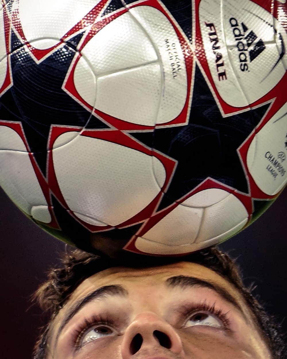UEFAチャンピオンズリーグさんのインスタグラム写真 - (UEFAチャンピオンズリーグInstagram)「Guess who... #UCL」4月26日 3時52分 - championsleague