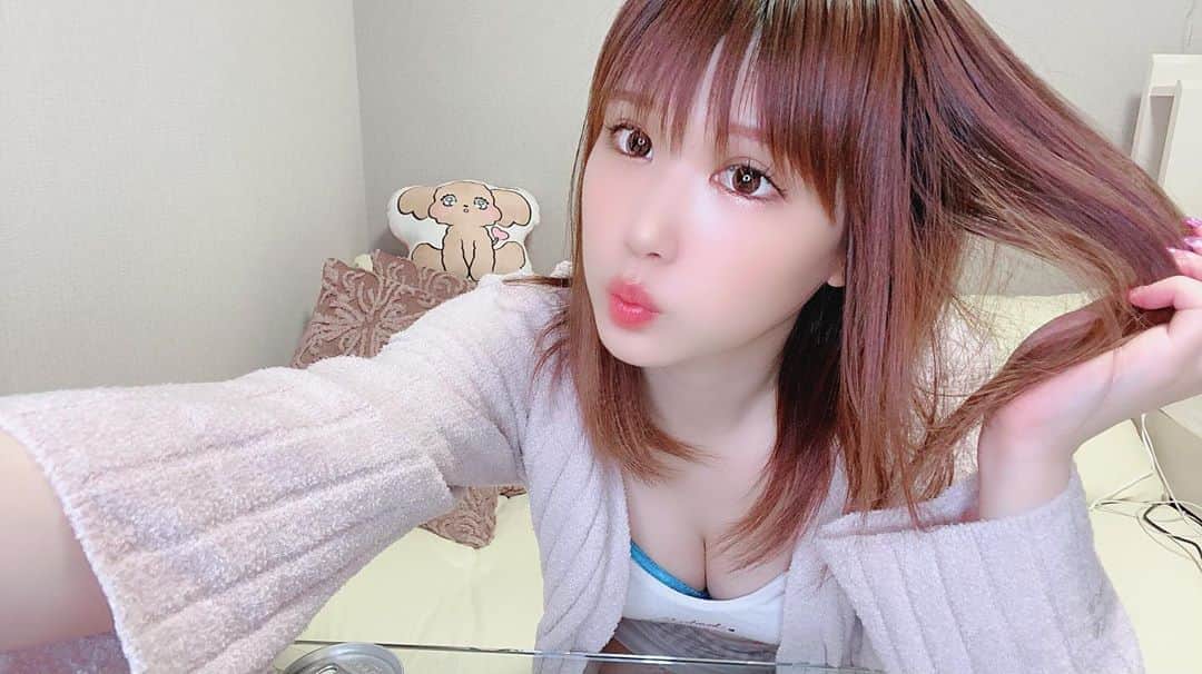 涼宮琴音のインスタグラム：「おはよ☀️」