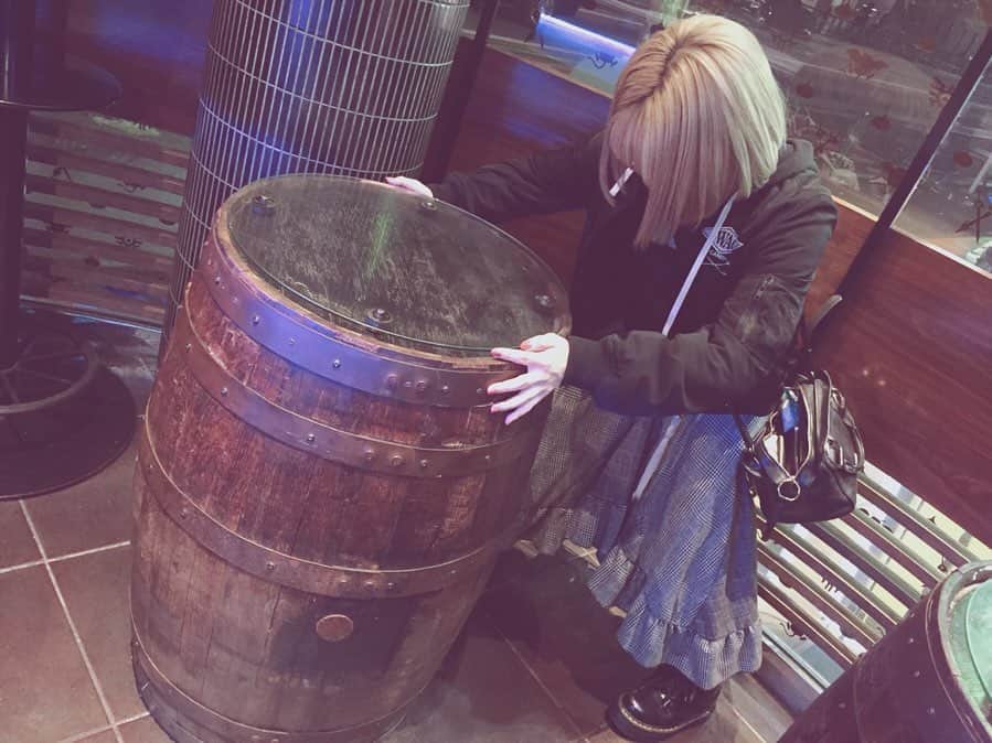 吉田有里のインスタグラム：「やくそう が入っているかも しれない﻿ わろうと してみたが﻿ ゲームのようには いかなかった。﻿ ﻿ (いつかの楽しかった思い出写真🍸)﻿ ﻿ #DQ #dragonquest」