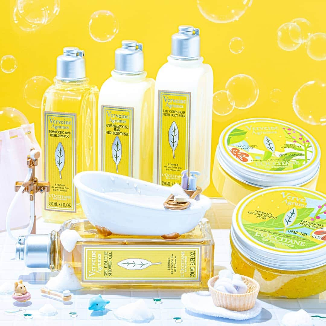 L'OCCITANE en Provenceさんのインスタグラム写真 - (L'OCCITANE en ProvenceInstagram)「＼4月26日は #良い風呂の日 ✨／ 清涼感のあるシトラスの香りとメントールのひんやり効果で、心も身体も爽やかに💕﻿ ﻿ 疲れた1日の終わりに、﻿ 爽やかなシトラスの香りで﻿ すっきり爽快なバスタイムを🛁﻿ ﻿ 初夏の定番 #シトラスヴァーベナ は﻿ 恋に効くハーブ・ヴァーベナと﻿ 太陽をたっぷり浴びたシトラスが奏でる﻿ ﻿ しあわせがキラッとめざめるような﻿ 新鮮な香りのハーモニー。﻿ ﻿ 疲れた日のバスタイム&アウトバスに﻿ ぴったりなアイテムをご紹介します🌿﻿ ﻿ ﻿ 🍋シャワージェル（バスタブ下）﻿ ﻿ 洗うたびに、もぎたて気分。﻿ ボディをさっぱりフレッシュに﻿ 洗いあげるシャワージェル。﻿ ﻿ 爽やかなシトラスの香りが﻿ バスルームいっぱいに広がります。﻿ ﻿ 🍋アイスボディミルク（後列右）﻿ ﻿ さらりと爽やかなボディミルクで﻿ 洗いたての肌に、﻿ ひんやりうるおいのデザートを。﻿ ﻿ お風呂上がりはもちろん、﻿ 朝も目覚めにもぴったり！﻿ ﻿ ポジティブな私をスタートする﻿ うるおいと香りを﻿ ボディにチャージして。﻿ ﻿ 🍋アイスシャンプー（後列左）﻿ ﻿ やさしい泡立ちで、地肌も髪も﻿ すっきりと洗い上げるシャンプー。﻿ ﻿ 思わずさわりたくなる、﻿ きしまないサラリとした指通りの髪へ。﻿ ﻿ 爽やかに香る髪を、﻿ サラサラと風に遊ばせて。﻿ ﻿ 🍋アイスコンディショナー（後列中央）﻿ ﻿ 髪1本1本を包み込むように﻿ ケアするコンディショナー。﻿ ﻿ 触れるたび﻿ きらめきながらフレッシュに香り、﻿ 気持ちの上がる髪へ導きます。﻿ ﻿ 🍋フラッペボディクリーム（右上）﻿ ﻿ 肌に溶け込んでいくような﻿ クリームのフラッペ感触は、﻿ 毎日のボディケアが﻿ 楽しくなるテクスチャー✨﻿ ﻿ クール感を満喫したいときは、﻿ 冷蔵庫に入れて冷やして使っても◎﻿ ﻿ バスタイム後の火照った体を﻿ やさしく潤しながら﻿ クールダウンしてくれます。﻿ ﻿ 🍋デリシャスジャムスクラブ（右下）﻿ ﻿ まるでジャムのようなスクラブが﻿ ツルツル肌をつくる秘密！﻿ ﻿ ヘチマ(*1)とクルミ(*2)、﻿ 肌心地の異なるスクラブのW配合で、﻿ 肌を包み込むようにのびる﻿ ジャムスクラブです。﻿ ﻿ メントール配合でひんやり﻿ 古い角質をやさしくケア！﻿ ﻿ 肌のめぐりをサポートするには﻿ 足からのマッサージがおすすめです。﻿ ﻿ ﻿ 心をポジティブにする﻿ シトラスヴァーベナシリーズで、﻿ ちょっぴり特別なバスタイムを楽しんで💕﻿ ﻿ 【👆】商品タップで詳細をチェック！﻿ ﻿ ただいま、公式通販サイトでは﻿ 送料無料キャンペーンを実施中！﻿ 春のお買い物をぜひ、おトクに楽しんで✨﻿ ﻿ ﻿ (*1)ヘチマ果実﻿ (*2)テウチグルミ穀粒﻿ ﻿ #ロクシタン #loccitane #香りのある暮らし #シトラス #レモン #シャワージェル #ボディーソープ #グレープフルーツ #新作コスメ #コスメマニア #コスメ大好き #コスメ好き #スクラブ #シトラスヴァーベナ #ヴァーベナ #コスメレビュー #お風呂 #ストレスケア #ストレス発散 #癒し #ご褒美コスメ #自分へのご褒美 #女子力向上委員会 #シルバニアファミリー #ミニチュア バスタブ #モテコスメ #夏コスメ #夏コスメ2020」4月26日 10時52分 - loccitane_jp