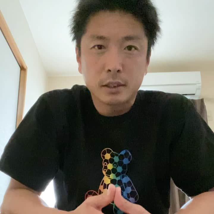 のインスタグラム：「#のぶチャレ　の時間だよ！！ やってみてね〜！！ できたか教えてねw 位置もっと下だったな〜笑 #ナカマー」