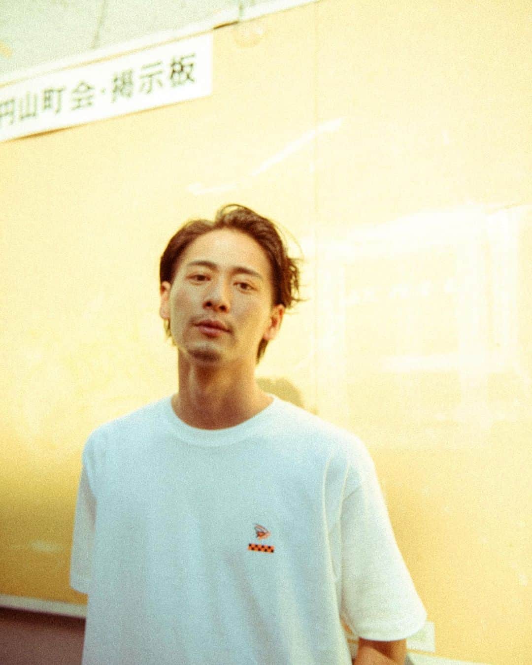 土屋光太朗のインスタグラム：「今日は暖かかったね〜 やっと来たか！って感じの気温 日光浴はした方がイイ。 でも外出する時は最善の予防をしよう♪ #コロナ　 #stayhome  #散歩　 #日光浴　 #負けるな #頑張ろう」