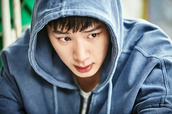 キム・ドンヒのインスタグラム：「D-3 👊🏻」