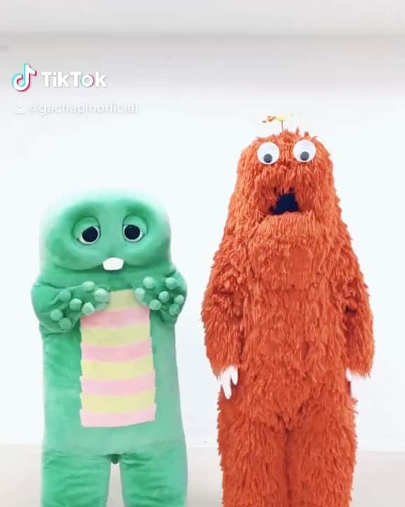 のインスタグラム：「家にいまーす」