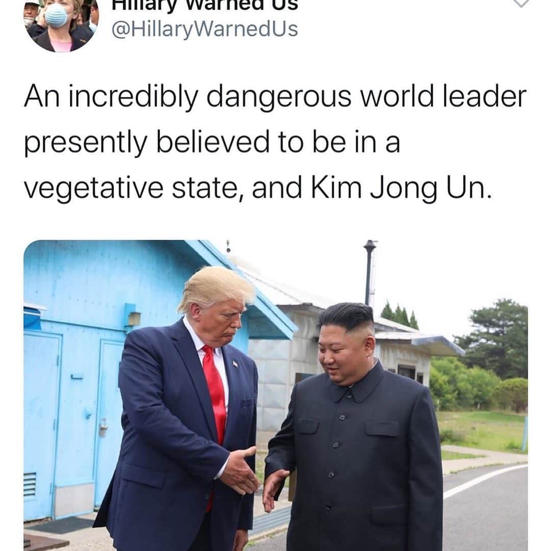 レナ・ヘディのインスタグラム：「@wefuckinghatedonaldtrump 😎」