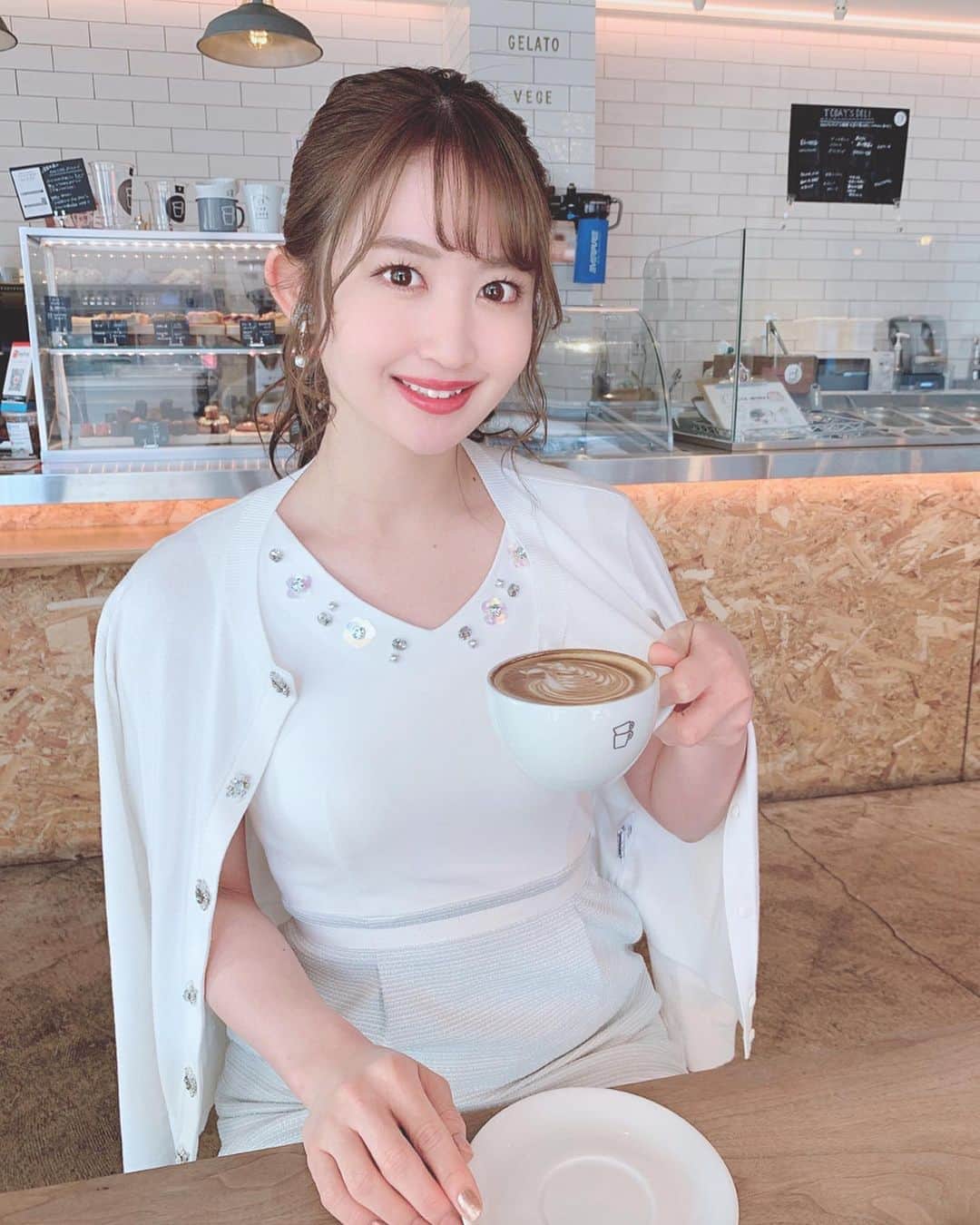 沢井里奈のグルメインスタ