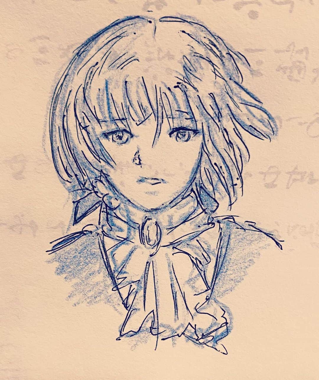 野本かりあのインスタグラム：「何も見ないで、落書き程度にヴァイオレット描いた。 描き終わって、答え合わせしたけど、お顔全然違ってて、自分の絵になってたわ。 今度は見ながら練習してみよ。 #ヴァイオレットエヴァーガーデン」