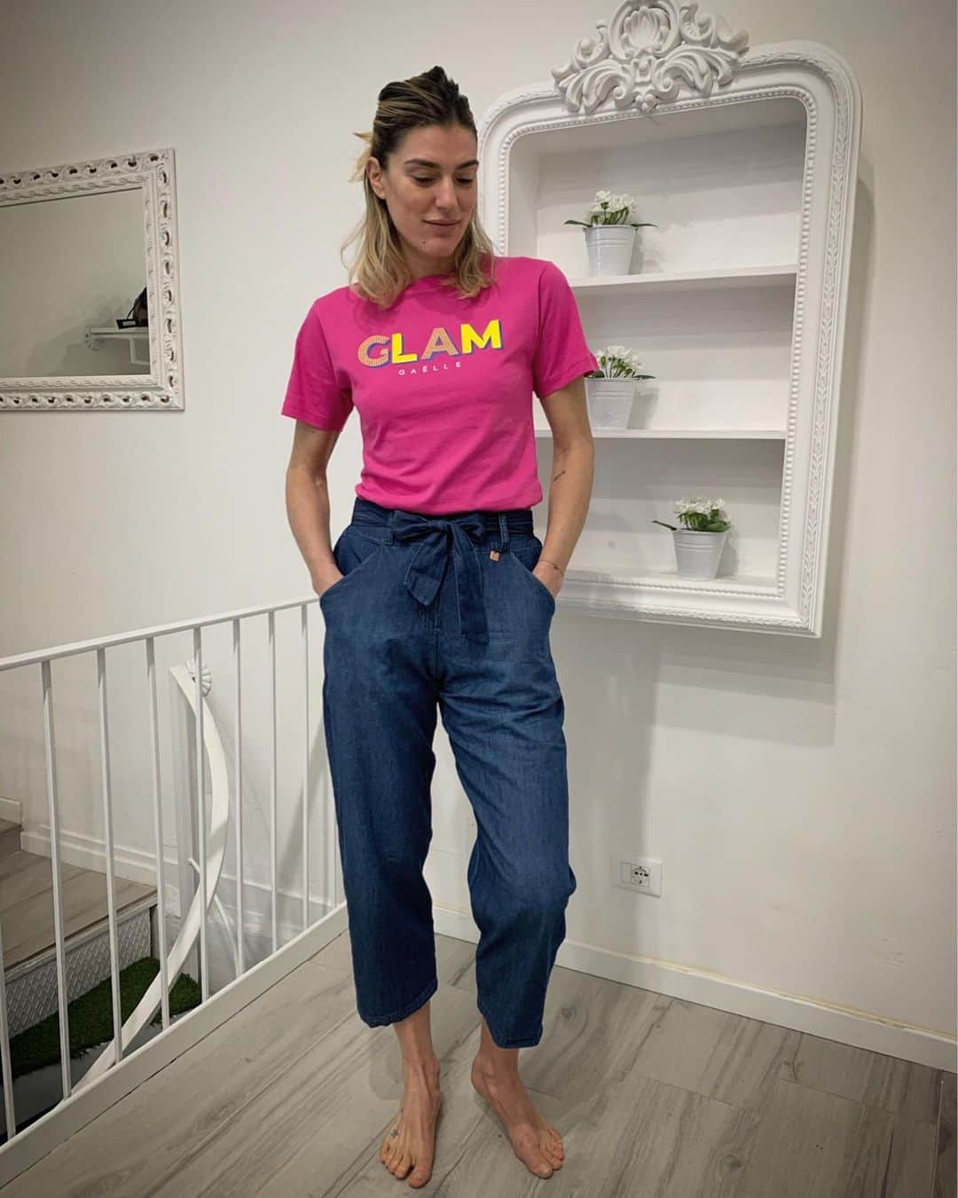 フランチェスカ・ピッチニーニのインスタグラム：「Direzione ➡️ cucina .. buona domenica bella gente 🌍🌸 #vogliadilibertà」