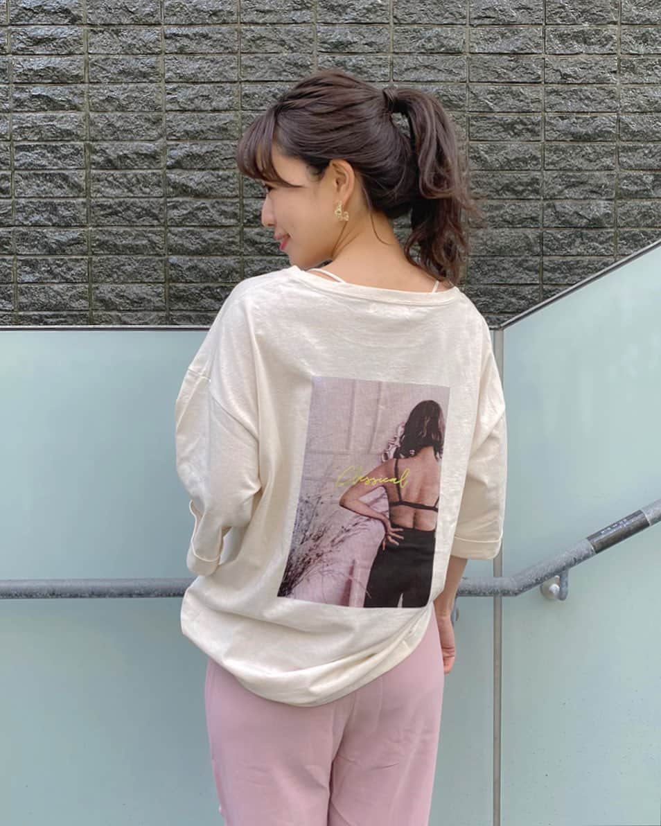 吉田佳菜さんのインスタグラム写真 - (吉田佳菜Instagram)「ㅤㅤㅤㅤㅤㅤㅤㅤㅤㅤㅤㅤㅤ ㅤㅤㅤㅤㅤㅤㅤㅤㅤㅤㅤㅤㅤ 今年はTシャツもたくさんほしい♡♡ 久しぶりにカジュアルなトップスにときめいた💗 ㅤㅤㅤㅤㅤㅤㅤㅤㅤㅤㅤㅤㅤ ㅤㅤㅤㅤㅤㅤㅤㅤㅤㅤㅤㅤㅤ #Tシャツ #フォトT #プリントT #ロゴT #kana_chicode #ちわcode #salonbychico #whoswhochico #salonbychico_lucua ㅤㅤㅤㅤㅤㅤㅤㅤㅤㅤㅤㅤㅤ」4月26日 21時33分 - yshdkana