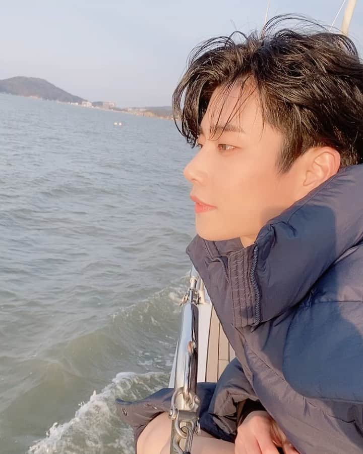 MJのインスタグラム：「바다 물소리🥰」