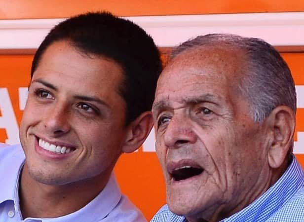 Despierta Americaさんのインスタグラム写真 - (Despierta AmericaInstagram)「Muere a los 88 años Tomás Balcázar, abuelo de “El Chicharito”' @ch14_  Descanse en Paz.」4月26日 23時46分 - despiertamerica