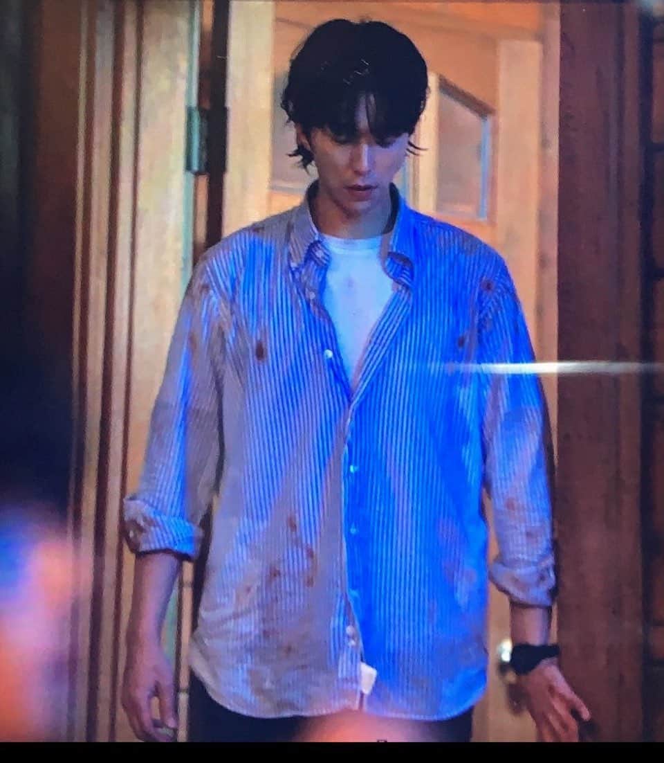 ユン・ヒョンミンのインスタグラム：「열심히 만들고 있습니다. 6월에 만나요 😘  #그놈이그놈이다 #KBS」