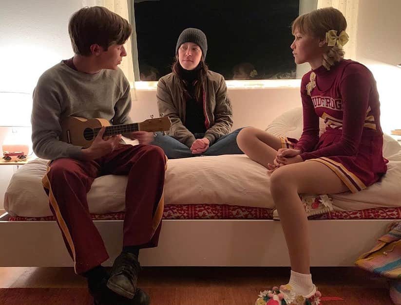 飯端美樹のインスタグラム：「Making movie magic 🌟 A peek behind the rehearsal of “Thirteen.” @Stargirl is now streaming on #DisneyPlus. (via @juliamhhart).」