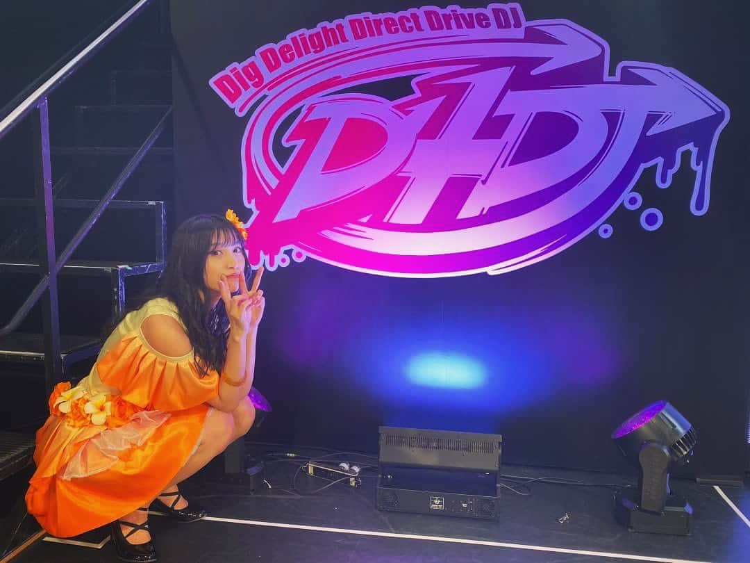 根岸愛のインスタグラム：「🧜‍♀️🎤🧜‍♀️ LIVEがしたいね🌝 #D4DJ #Merm4id #松山ダリア」