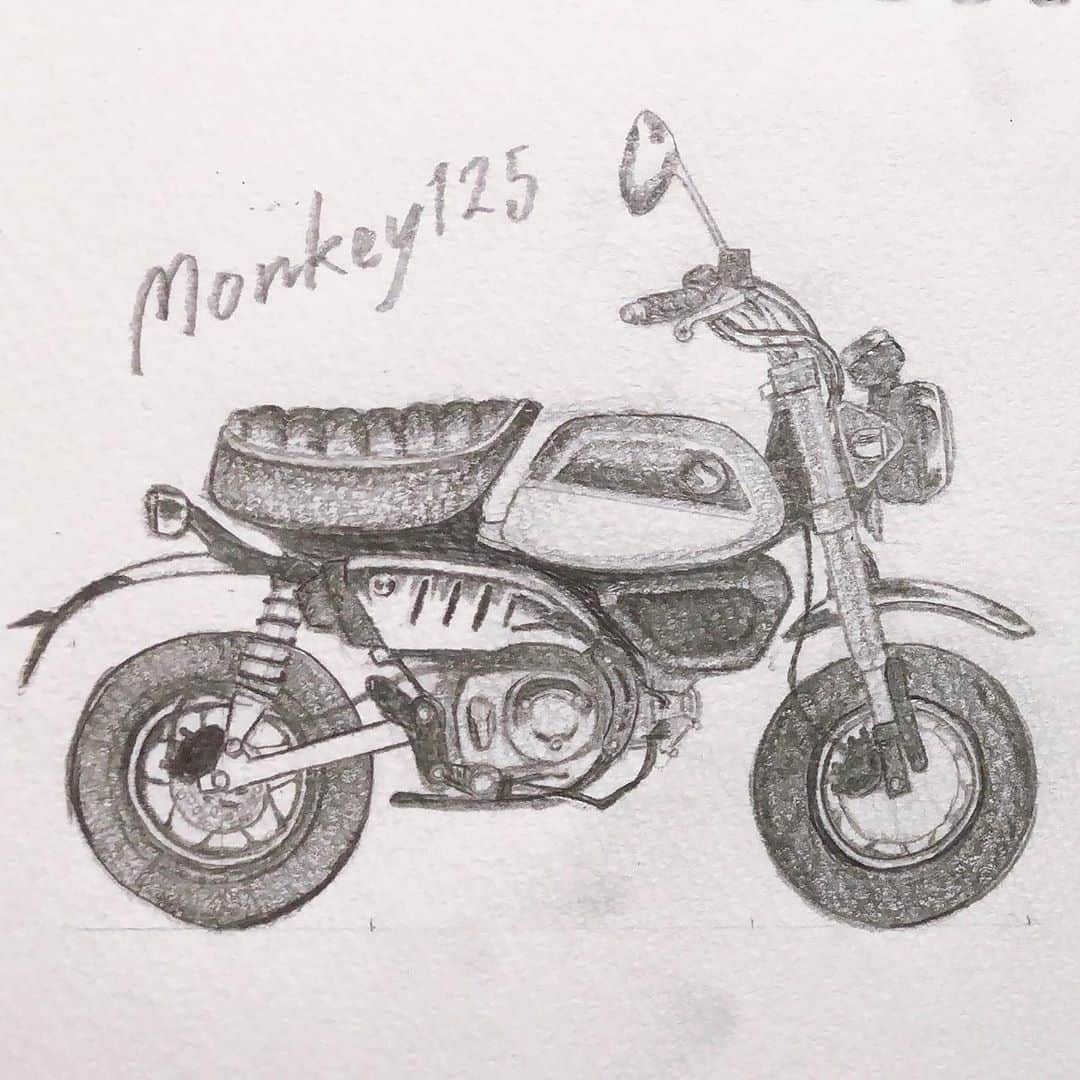 Honda 本田技研工業(株)さんのインスタグラム写真 - (Honda 本田技研工業(株)Instagram)「#Hondaクリエイター ⠀ .⠀ 鉛筆とスケッチブックで素敵な #monkey125 を描いていただきました！⠀ .⠀ 鉛筆画「monkey125」⠀ Created by @kaovivi1228⠀ .⠀ #MeandHonda #Hondaクリエイター #家でもHondaを #おうち時間 #Honda #バイク #monkey125 #hondamonkey⠀ .⠀ 4月は、「 #MeandHonda 」と「 #Hondaクリエイター 」をつけてInstagramに投稿された皆さんのHonda作品をご紹介しています。⠀ 皆さんの #おうち時間 の過ごし方を教えてください！⠀ .⠀ .⠀ -------------⠀ 5月は「 #初夏キブン 」をテーマに、初夏を感じる過去の風景写真や身の回りのものを投稿します。⠀ お家から、Instagram上で初夏の気分をお楽しみください。⠀ .⠀ また、「 #MeandHonda 」と「 #初夏キブン 」をつけてInstagramに投稿された皆さまの写真もご紹介していきます。⠀ 初夏を感じる思い出のベストショットや身の回りのものを捉えた作品など、たくさんのご投稿をお待ちしております。」4月27日 11時00分 - hondajp