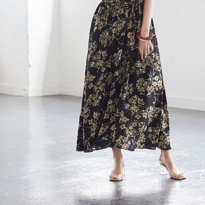 titivateさんのインスタグラム写真 - (titivateInstagram)「≪newitem≫ . #フレンチスリーブプリントフレアワンピース 【3color】￥5,390+tax (AVXN0584) ◆画像をタップすると商品ページがご覧いただけます。 . . #titivate #ティティベイト #ワンピース #フレンチスリーブ #ロングワンピース #フレアワンピース #花柄ワンピ #春ワンピ #春コーデ #2020SS #ファッション #fashion #プチプラ #コーデ #ファッション通販 #onlineshop . ▼titivate(ティティベイト)はこちら▼ @titivatejp ▼ur's(ユアーズ)はこちら▼ @urs_official ▼seadress(シードレス)はこちら▼ @seadress_official」4月27日 11時21分 - titivatejp