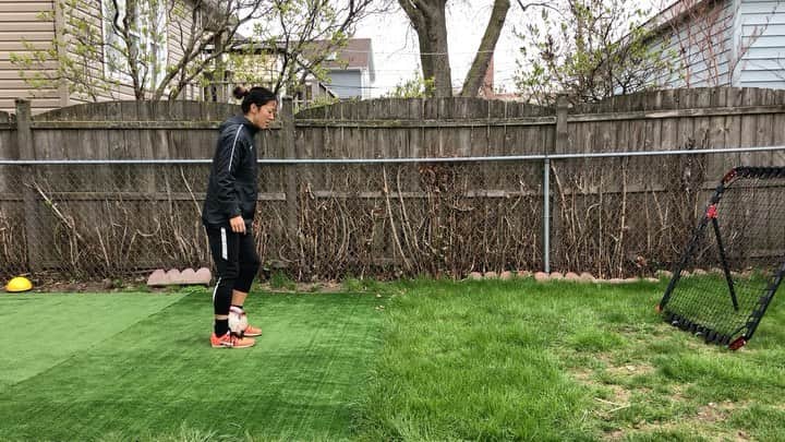 大儀見優季のインスタグラム：「新しい友達ができました。仲良くしていきます。でも、そろそろ誰かと一緒にボールが蹴りたいな⚽️🌏」