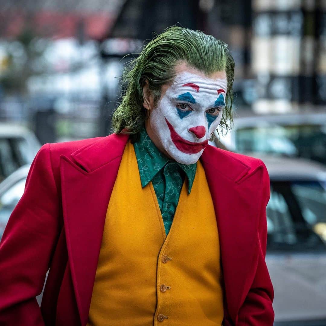 のインスタグラム：「Some more random shots,  cause people are digging them. I really like this first one. #classicarthur #joker」