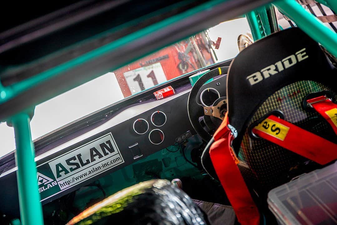 のインスタグラム：「_ ASLAN K2150 swapped Honda EK9 CIVIC _ _ Shot on 5-May 2019 at ASLAN( @aslan_inc_japan ). _ owner: @ef.ek.200124 photo: @mistbahn _ _ #civic #hondacivic #ホンダシビック #シビック #ctr #acuracsx #ek9 #ekcivic #kswapped #kswap #k2150 #kseries #aslan #アスラン #aslan_inc_japan #osakajdm #kanjo #kanjostyle #kanjoracer #kanjozoku #templeracing #テンプルレーシング #timeattack #timeattackjapan #ctac #tuningcartimeattack #brideseats #trackcarbuild #becauseracecar #hondasontrack」