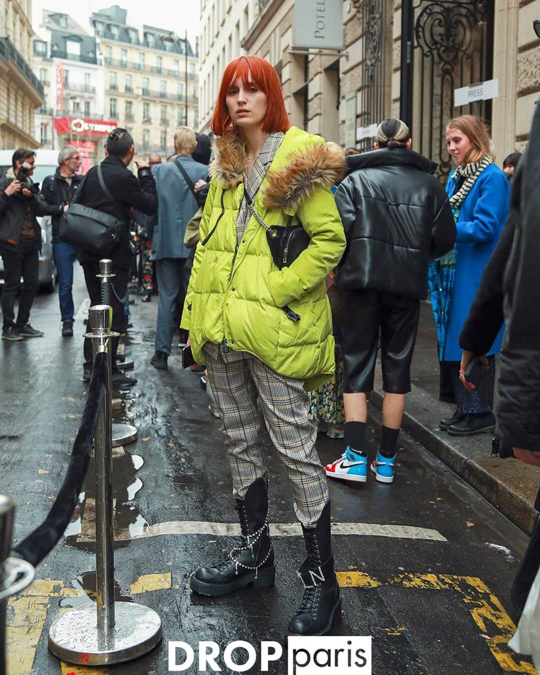 Droptokyoさんのインスタグラム写真 - (DroptokyoInstagram)「PARIS STREET STYLES #🇫🇷@drop_paris #streetstyle#droptokyo#paris#france#streetscene#streetfashion#streetwear#streetculture#tokyofashion#japanfashion#fashion#parisfashionweek#パリ#parisstreetstyle#parisfashion#pfw#2020aw#ストリートファッション Photography: @keimons @dai.yamashiro」4月27日 21時00分 - drop_tokyo