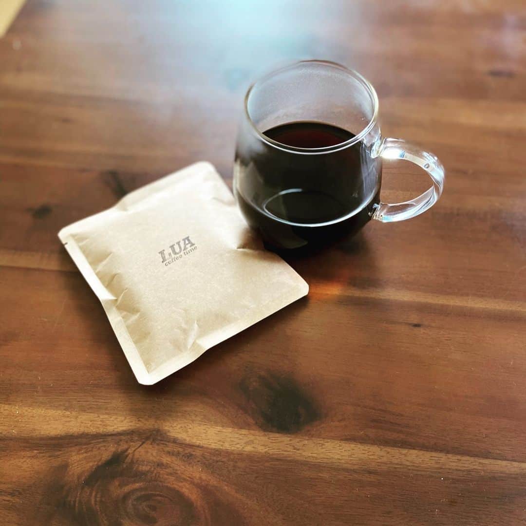 のインスタグラム：「僕の兄が代表しているルーアサッカースクールに続き、ルーアコーヒータイムを作りました☕️ めっちゃ美味しいです！興味のある方ぜひ！  #luasoccerschool  #luacoffeetime #irmão」