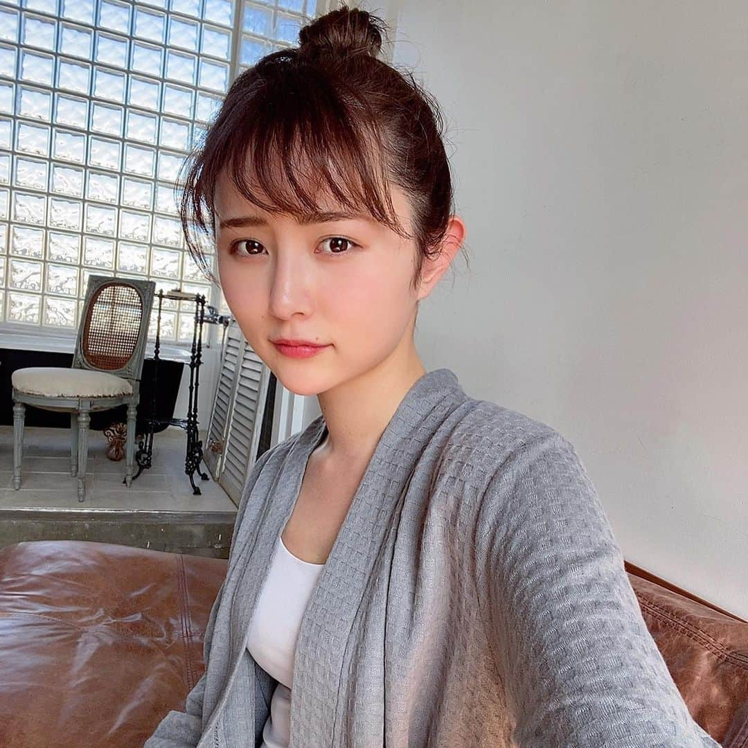 まつきりなさんのインスタグラム写真 - (まつきりなInstagram)「おうち時間何してるか教えて〜〜🙄♡」4月27日 12時59分 - matsuki_rina