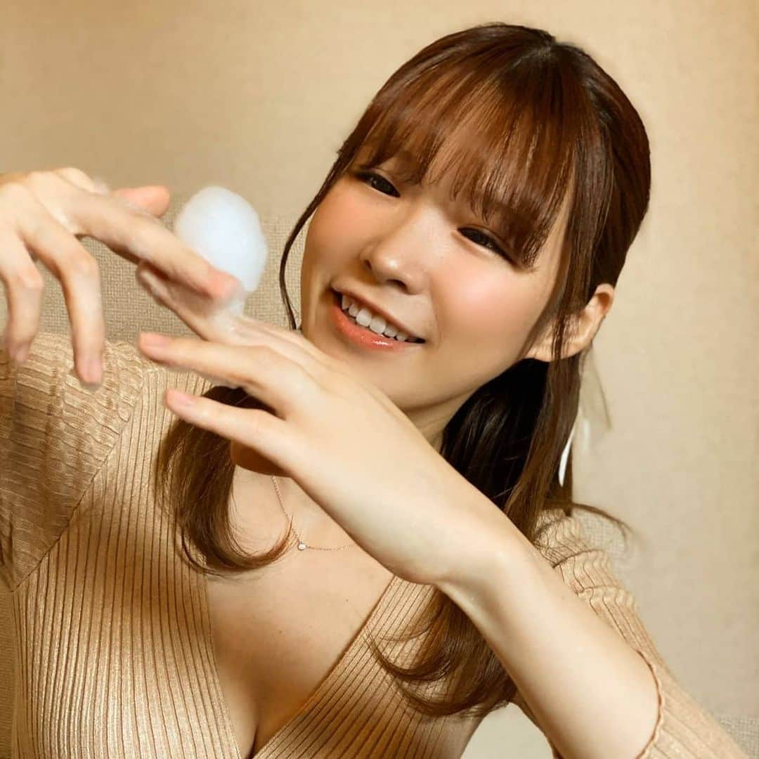 カプセルエージェンシーさんのインスタグラム写真 - (カプセルエージェンシーInstagram)「#JAPAN #Japanesegirl #japaneselady #japanesewoman #bubble #washyourhands #washing #wash #washhands #handwash  #手洗いチャレンジ #手洗い #YouTube #手洗い動画 #公開中 #感染症予防 https://youtu.be/rrO4pw_bx8M  #水沢美心 #mikomizusawa #mizusawamiko  @mizusawa.miko  #カプセルエージェンシー #Capsuleagency @capsuleagency_official」4月27日 16時51分 - capsuleagency_official