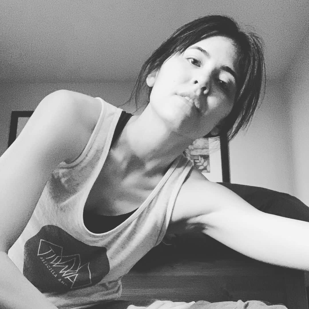 プリシラ・アーンのインスタグラム：「This past week hit me kind of hard....how are you all hanging in there?」