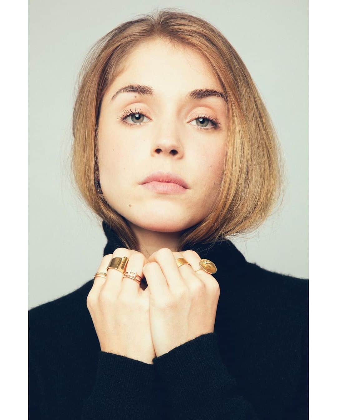 アリス・アイザズのインスタグラム：「📷 @kevinmillet」